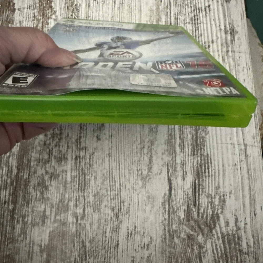 Madden NFL 15 (Microsoft Xbox 360, 2014) No Manual